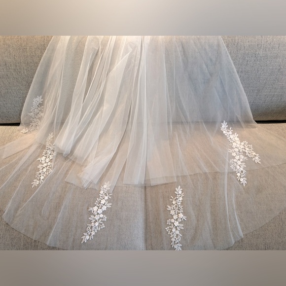 Wedding Veil Fingertip main image 10
